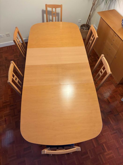 Mobília de Sala de Jantar  - acabamento em Faia