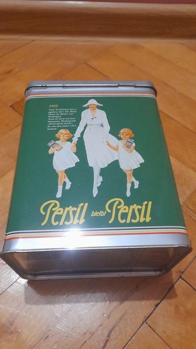 Stara puszka metalowa Persil w idealnym stanie.