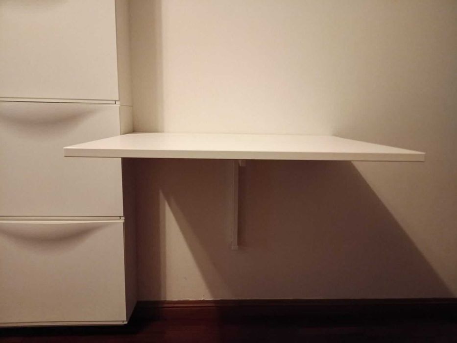 Mesa rebatível para parede