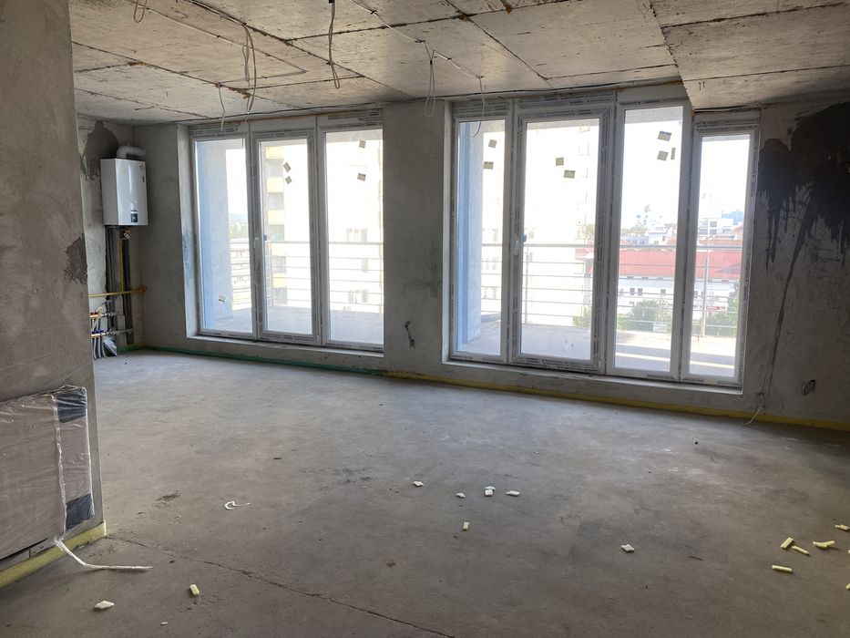 Трикімнатна в центі