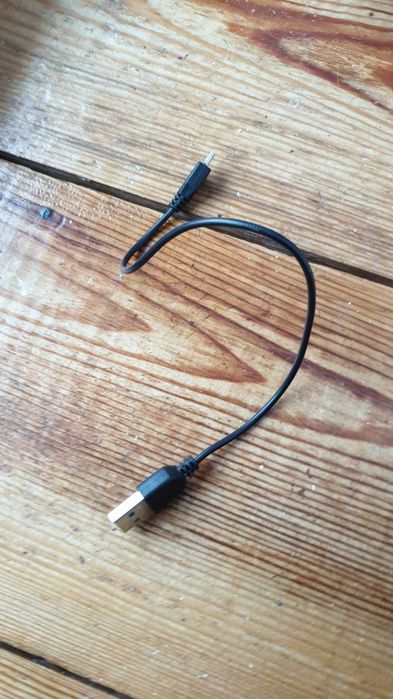 Czarny kabel Micro USB 06