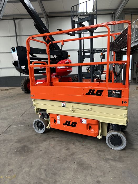 Plataforma elevatória tesoura 8 metros