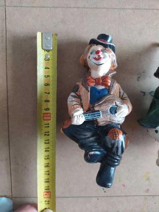 Palhaços em Cerâmica