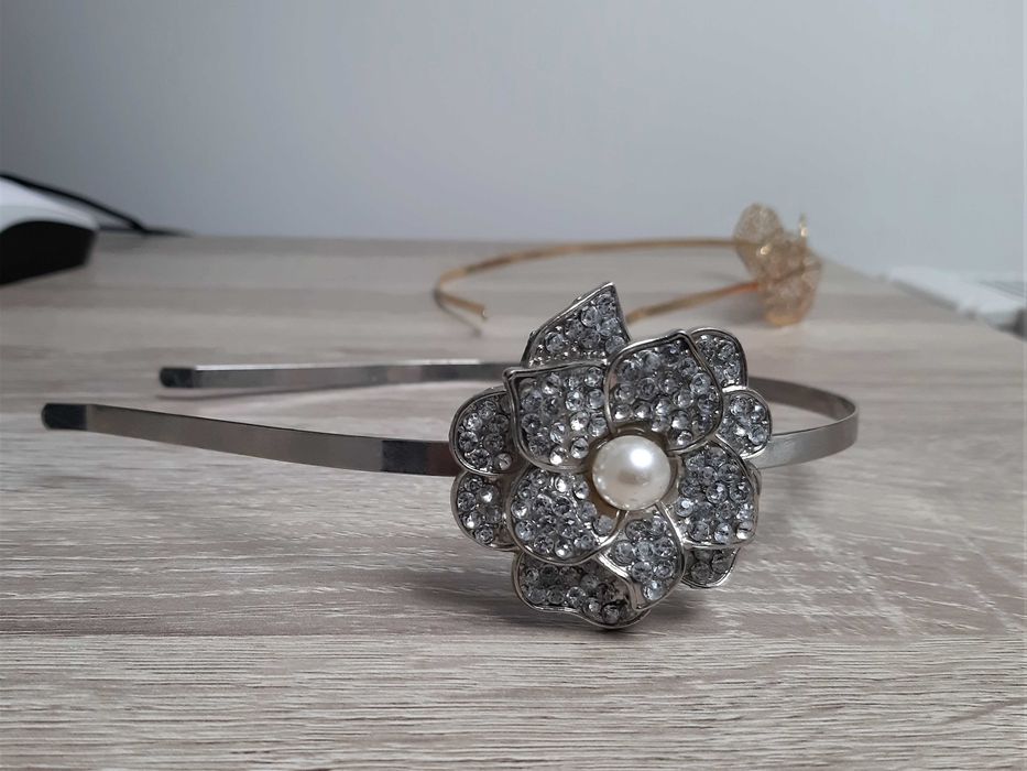 Обруч на голову для волосся / Обруч, ободок на голову для волос