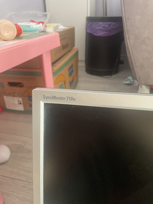 Monitor Syncmaster 710n