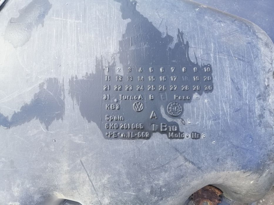 Бензобак фольцваген поло