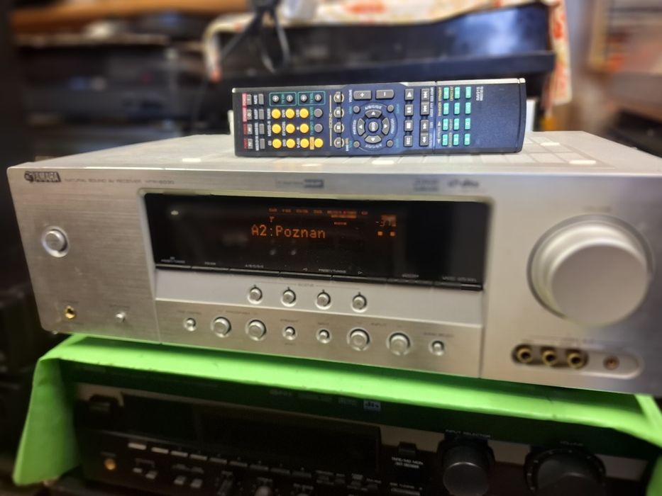 Amplituner Yamaha HTR-6030 pilot