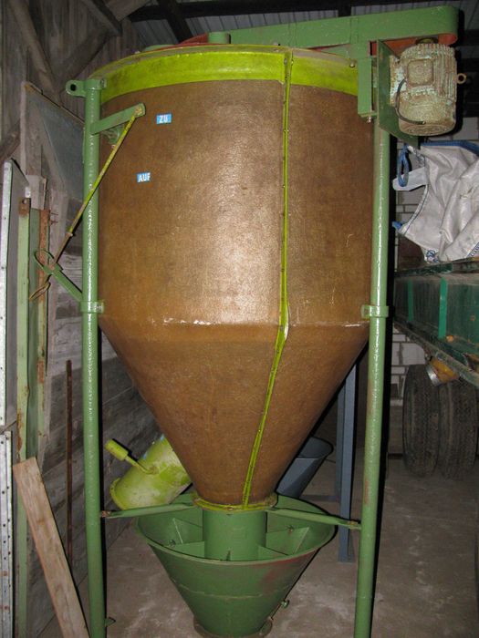 mieszalnik śrutownik niemiecki Łukośny zaprawiarka 3t