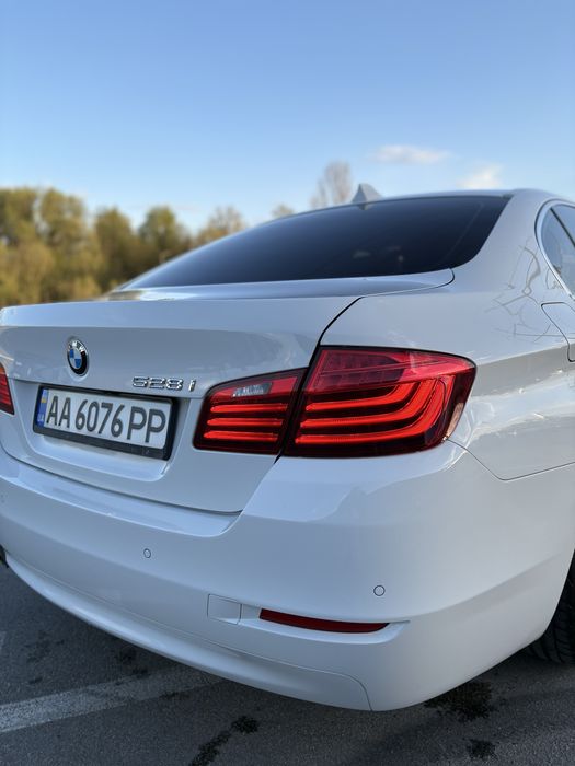 Продам  БМВ F10 528 Фарбований один елемент
