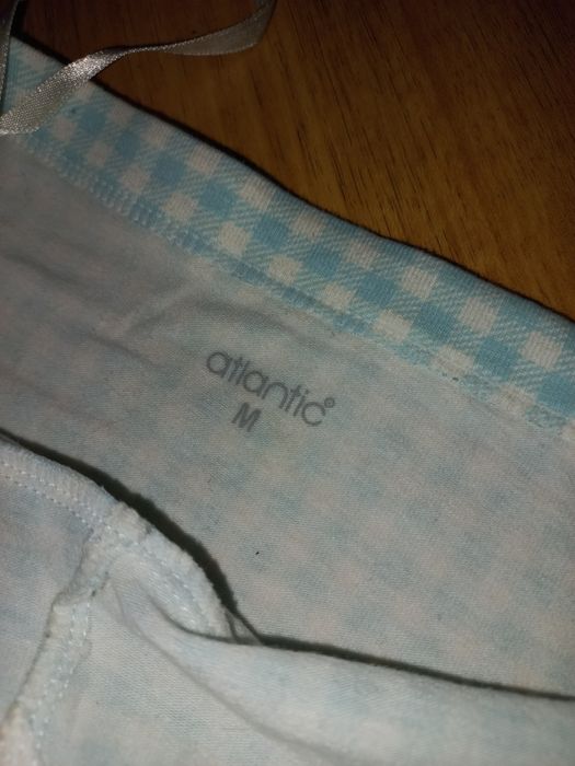 Niebieska koszulka do spania Atlantic