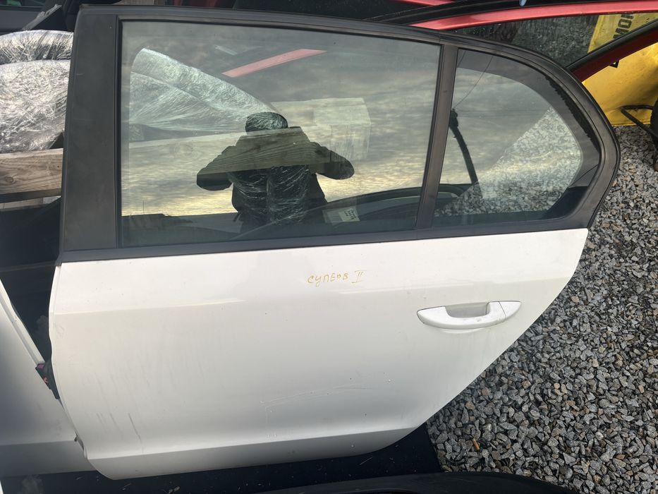 Двері Шкода Суперб 2 skoda superb II