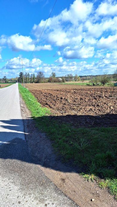 Sprzedam działki budowlane w Wesołówce