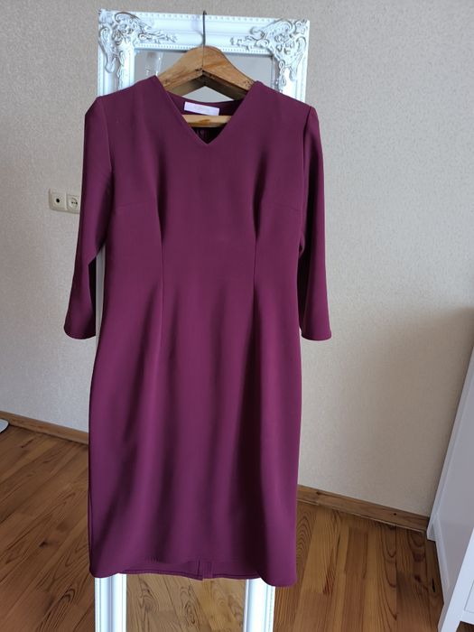 Продам бордову сукню та повязку для голови