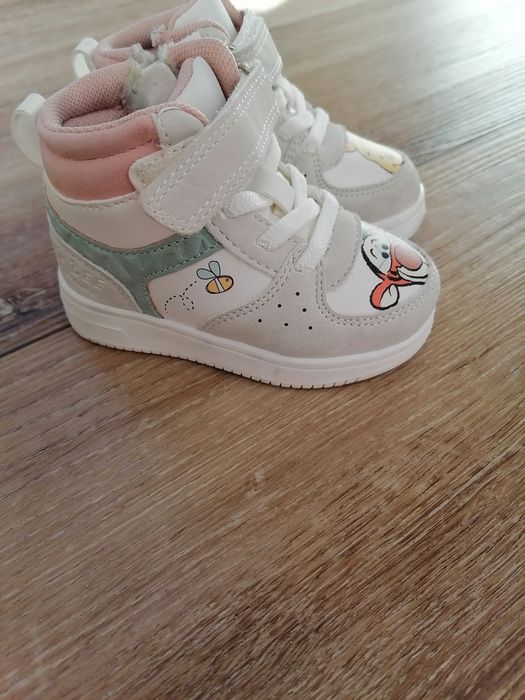 Buty dla dziewczynki