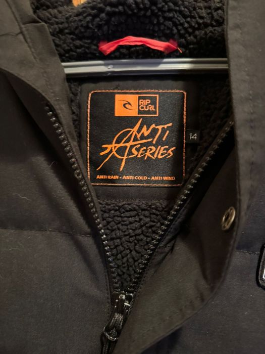 Casaco para rapaz 14 anos com Capuz Rip Curl Preto Inverno 14 Anos