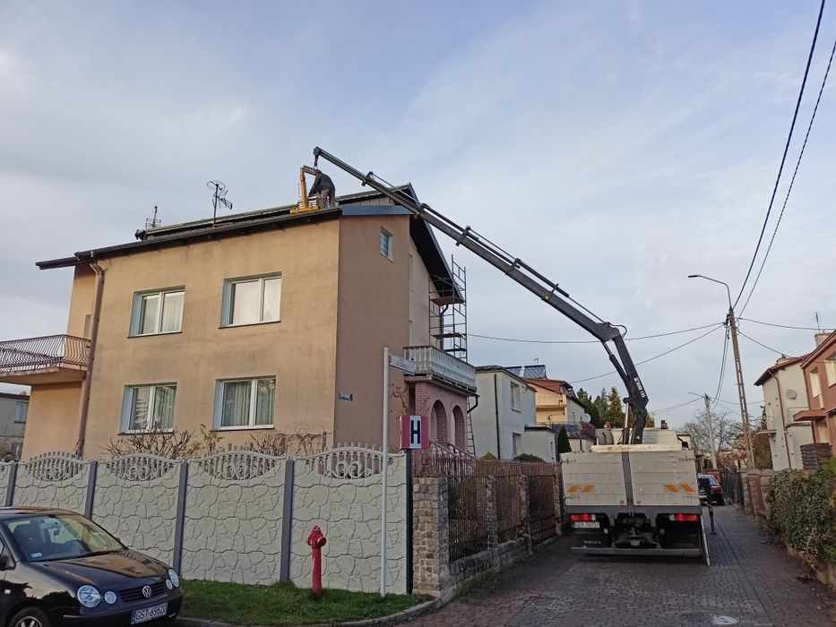 Transport usługi tran przewóz towarów rzeczy laweta platforma  dłużyca