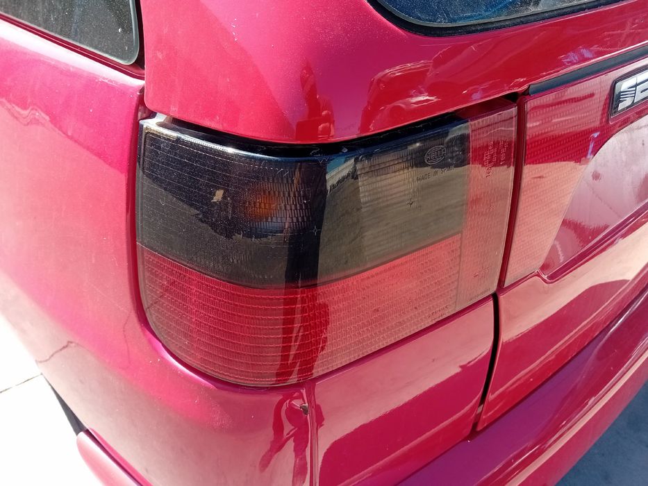 Farolim esquerdo SEAT Ibiza II (6K1)