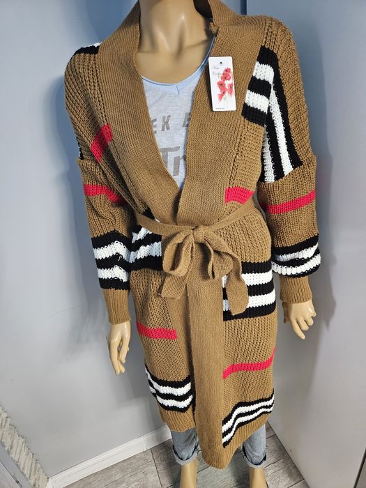Nowy długi kardigan w paski New Collection rozmiar uniwersalny w paski