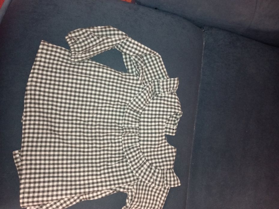 Дитячі речі на дівчинку