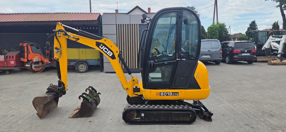 JCB <<Minikoparka JCB 8018cts 2012r, 3 łyżki szybkozłącze hydrauliczne, sprowadzona>>  <<Minikoparka JCB 8018cts 2012r, 3 łyżki szybkozłącze hydrauliczne>>