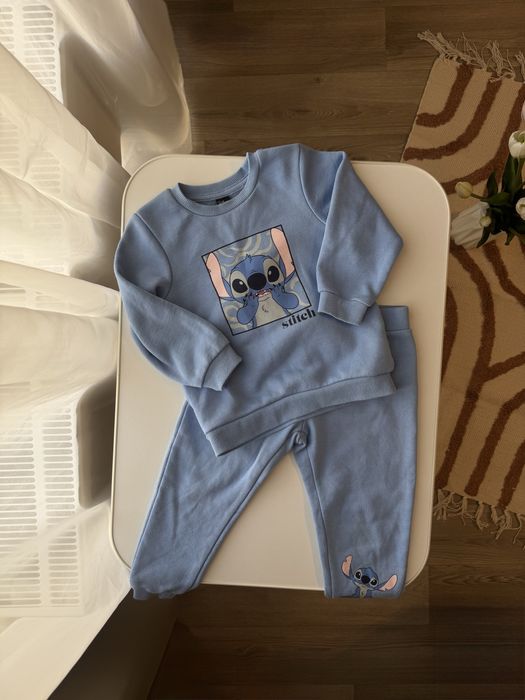 Комплект речей відомих брендів, новорічний костюм