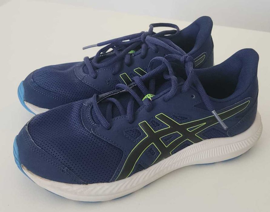 Adidas  Rapid court low (tam 37) e Asics Jolt 4 (tam 37)