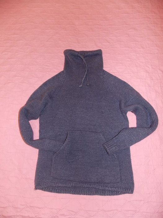 Вязаная толстовка на мальчика Ручная работа