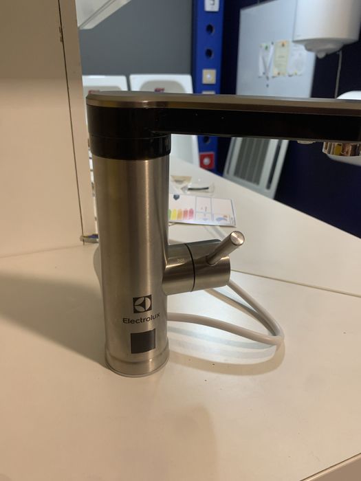 Водонагриватель проточный Electrolux Taptronic s: 1 200 грн. - Пральні ...