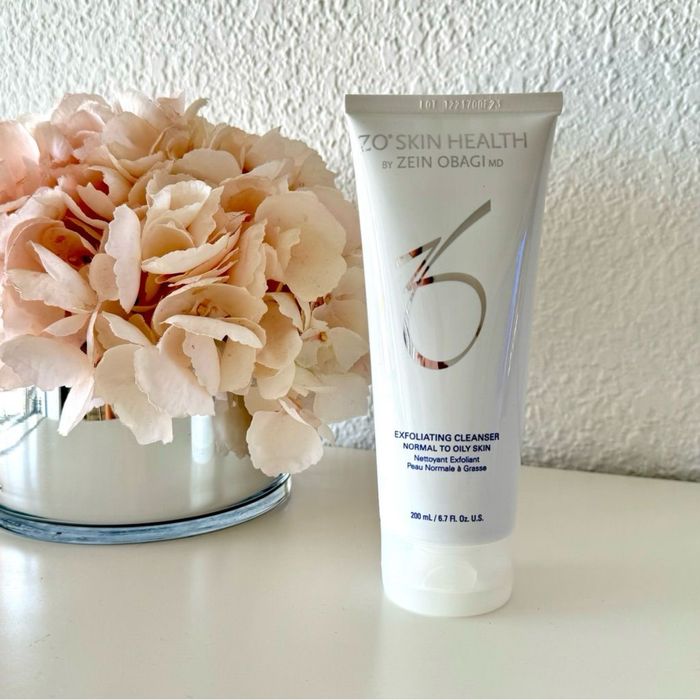 Очищаючий гель Zo Skin Health EXFOLIATING/Gentle/ Hydrating CLEANSER