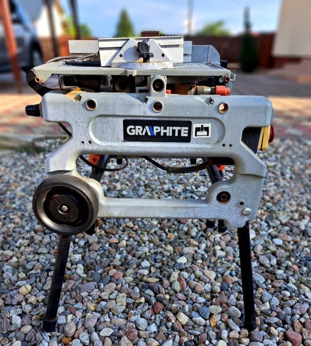 Pilarka piła stołowa GRAPHITE 59G824 używana