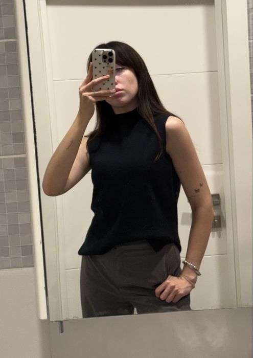 Кофта джемпер  жилетка uniqlo