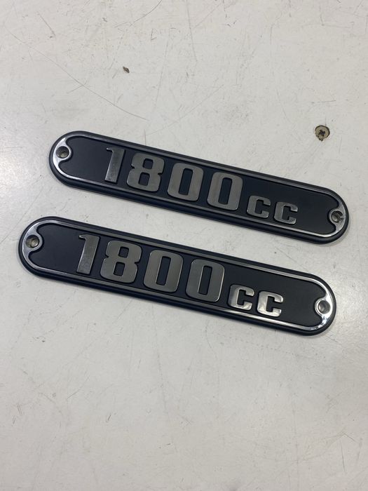 BMW R18 Emblemat "1800cc" A440