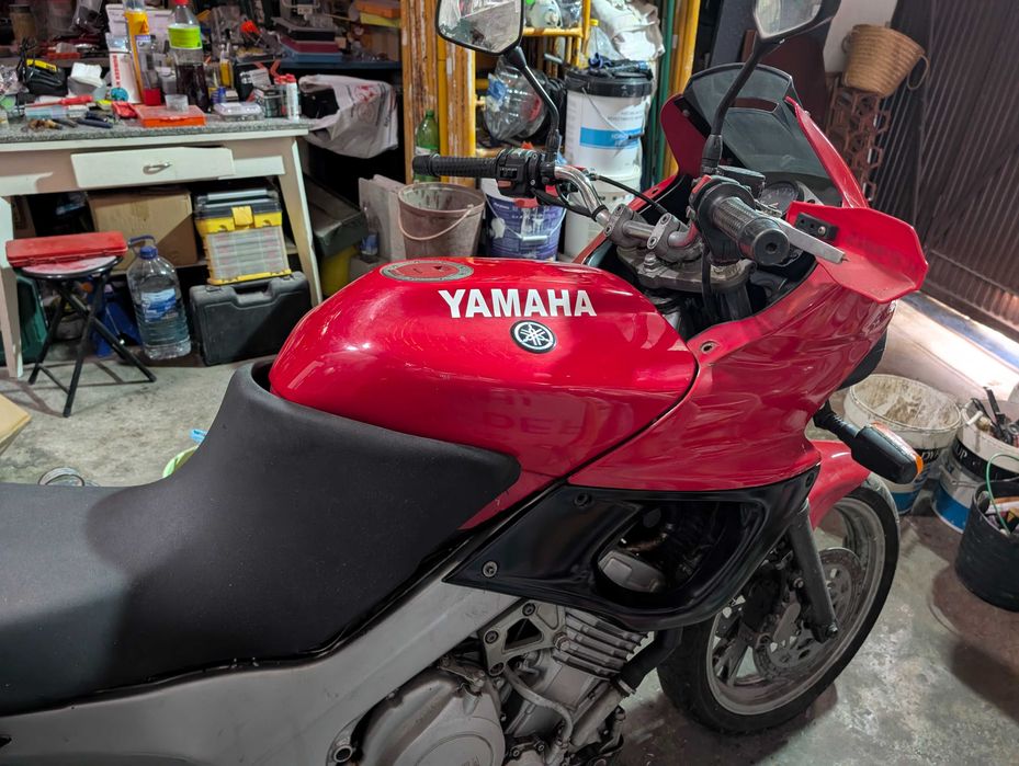Yamaha TDM 850 de 91 isenta d selo