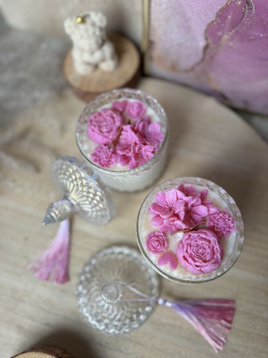 Świeca sojowa w krysztale kaszmirowa wanilia 230g