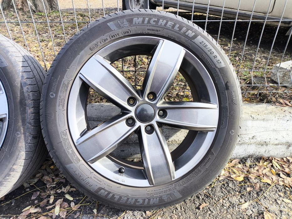Комплект дисків R17 5*112 з шинами 215/50