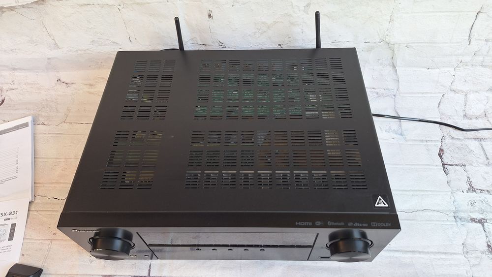 Amplituner 5.2 Pioneer VSX-831  130W 4k HDCP2.2  Hi-Res wifi Bluetooth