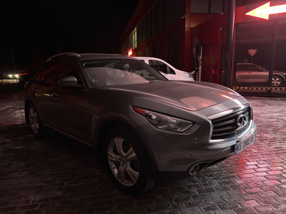Infiniti FX37 AWD