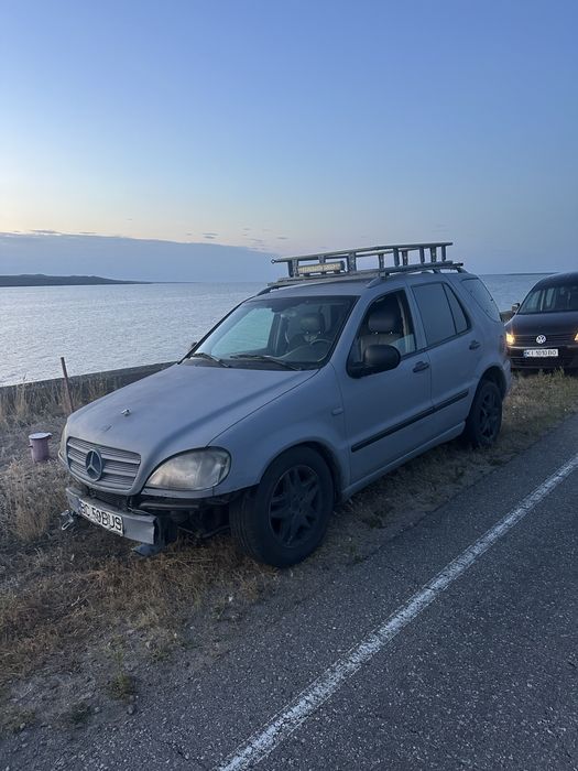 Продам Mercedes-Benz ML 270