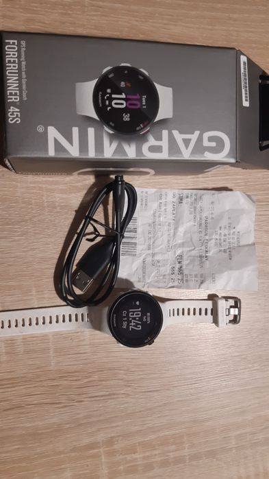 Garmin FORERUNNER 45S biały