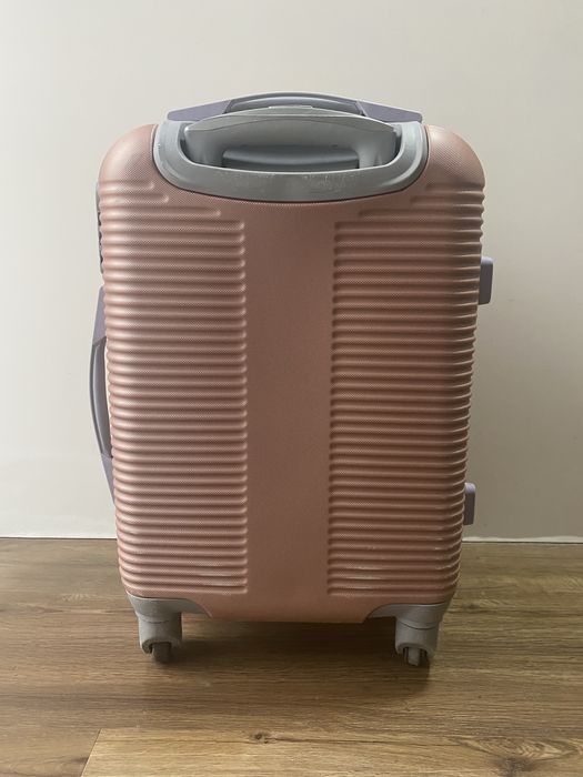 Mala de Cabine Rígida com Rodas e Cadeado