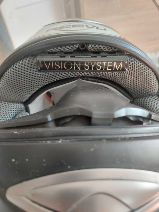 Kask motocyklowy reevu z lusterkiem