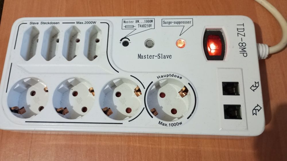 Сетевой фильтр,удлинитель.