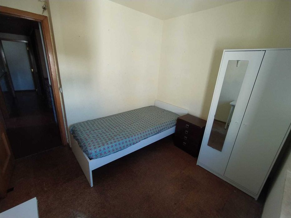 Aluguer quarto Sto Ant dos Cavaleiros