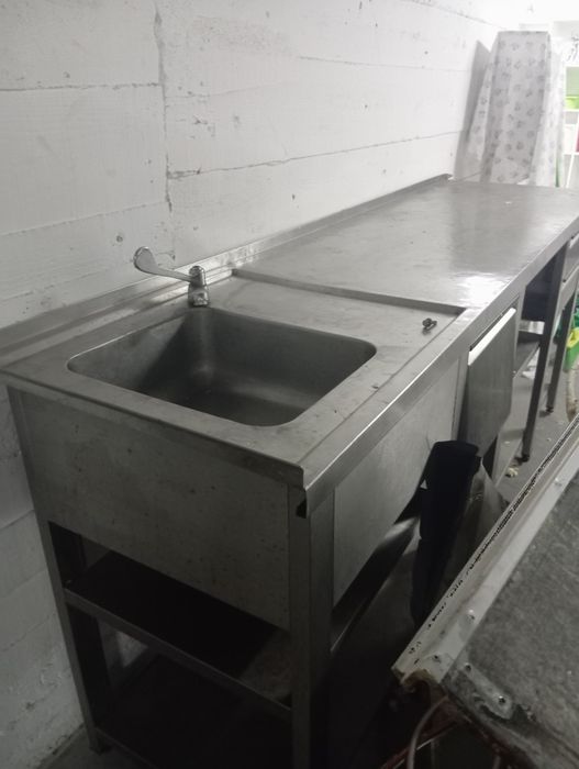 Bancadas de inox em excelente estado