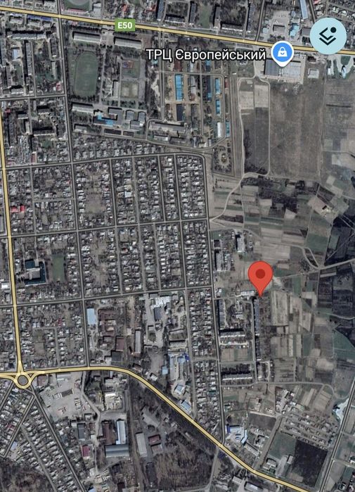 Земельний участок