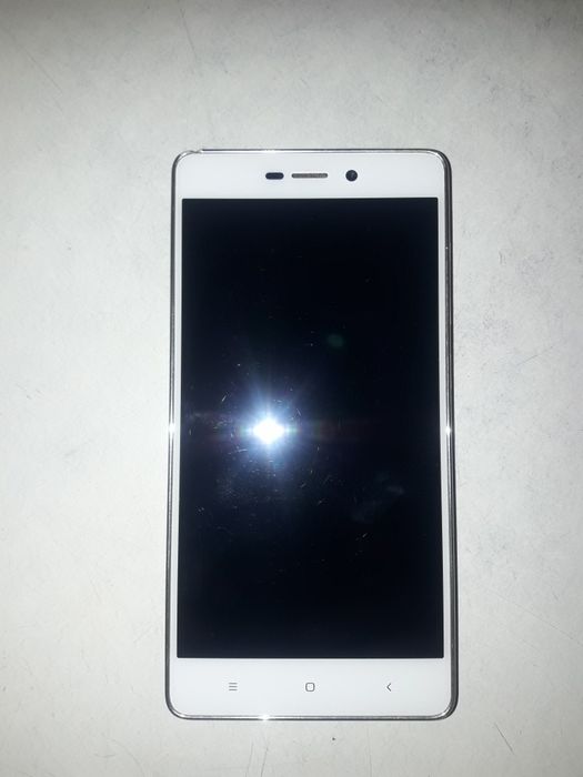 Недорого!! Смартфоны:  Samsung Galaxy J7  и  Xiaomi Redmi 3  (2/16Гб)