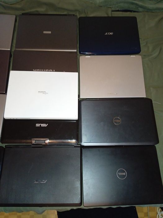 Laptopy 13 sztuk