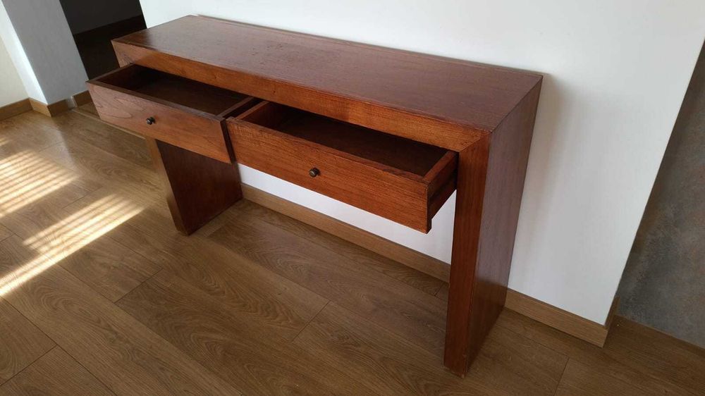 Consola / Aparador em Madeira Maciça