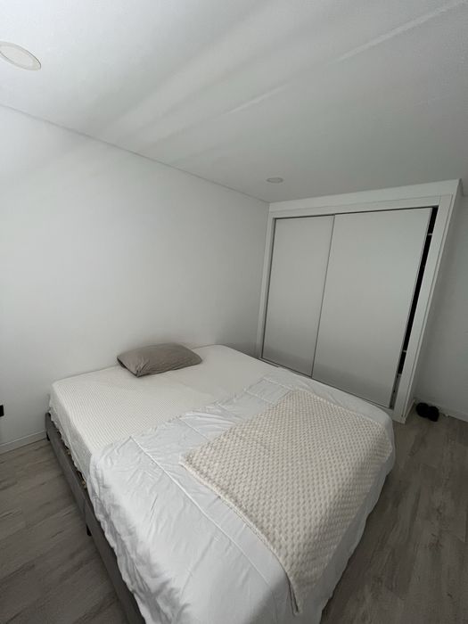 Vendo Cama Casal 180x200