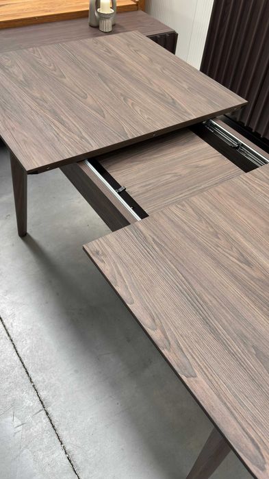 Mesa de Jantar Extensível | 1 unidade extensível 145/220x85 cm